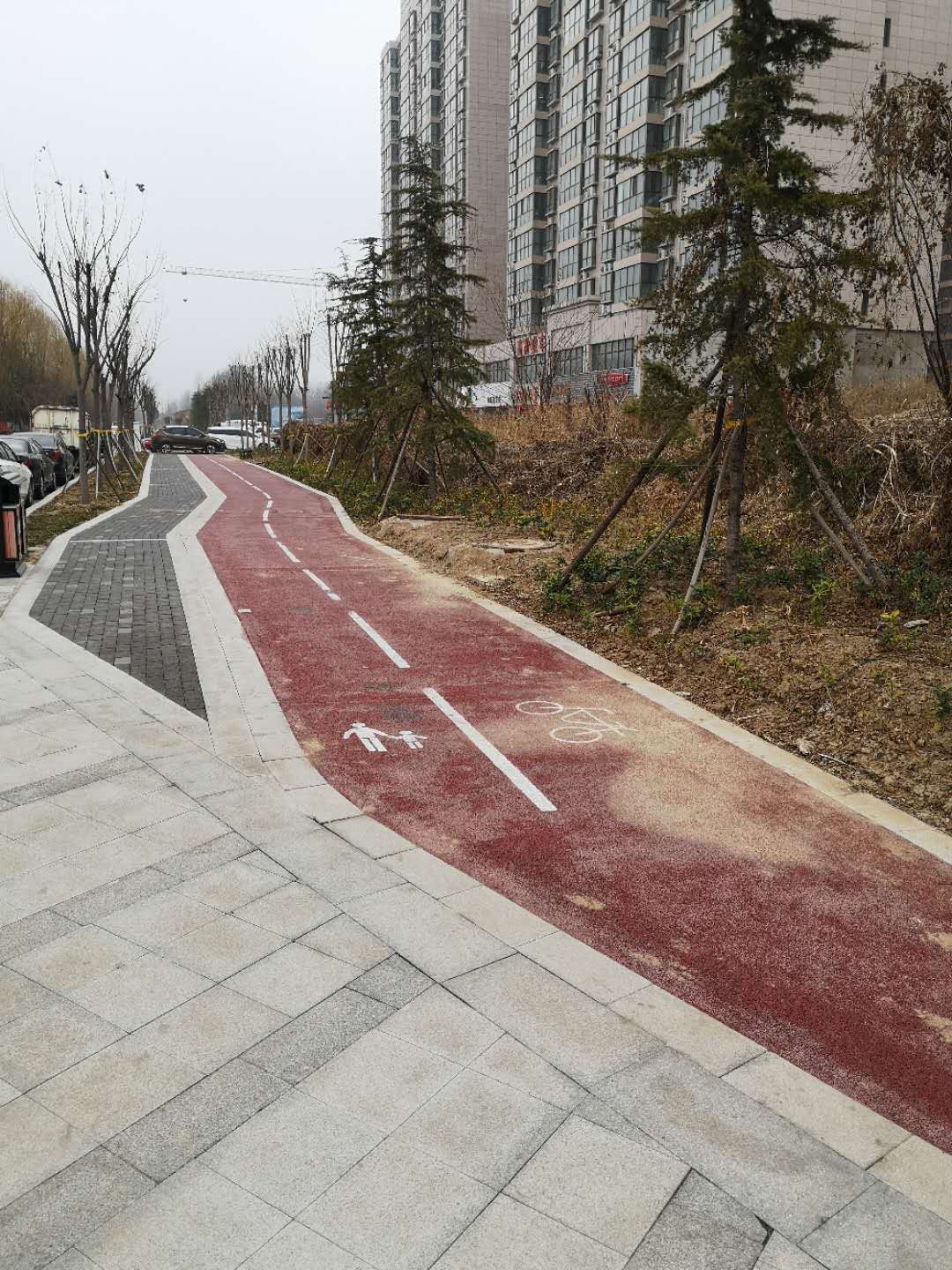 长垣县匡城路（德邻大道-亿隆大道）辅路配套提升项目
